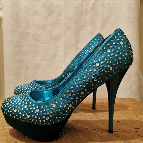 Sparkly Blue Heels - Picture 5 of 5